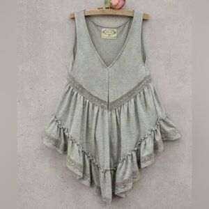 JOYFOLIE Begonia Vest size 8